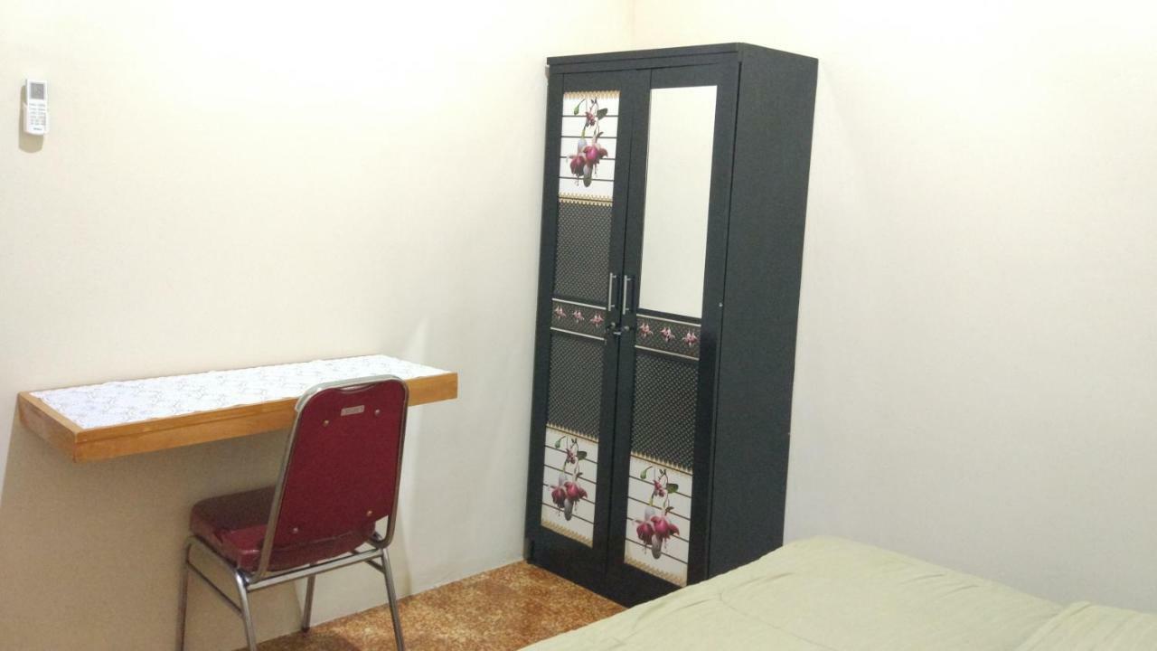 红多兹伊斯兰酒店-近斯拉根中央公园 Sragen 外观 照片